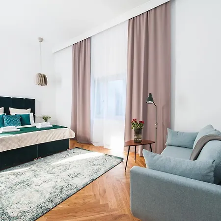 Cracovian - Loftaffair Apartman