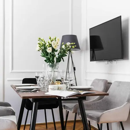 Cracovian - Loftaffair *