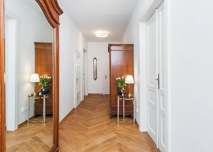 Cracovian - Loftaffair