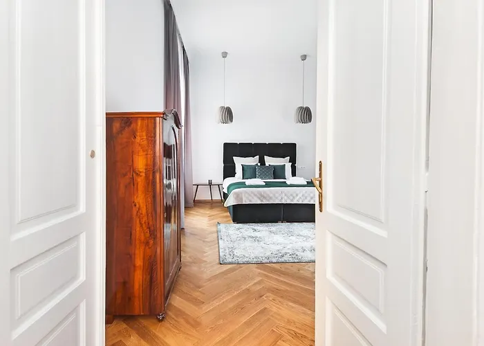 Cracovian - Loftaffair